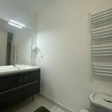 T3 Moderne - Bord De - 6 Pers, Parking, Terrasse - Fr-1-738-35 * Royan